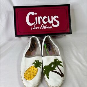 Circus by‎ Sam Edelman Womans Pineapple/Palm Tree Slip-On Shoes